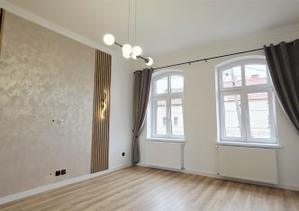 mieszkanie na sprzedaż - Żarów