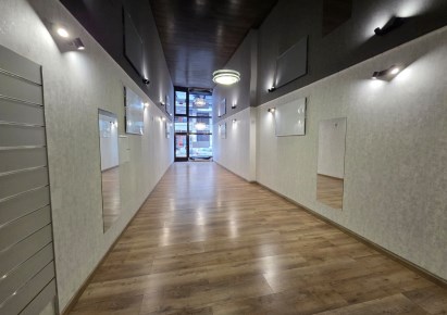 lokal na sprzedaż - Świdnica